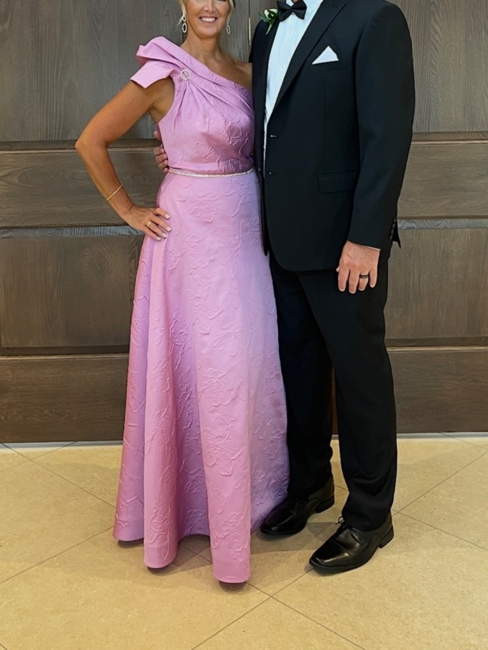 Monique Lhuillier Mother of Bride/Groom Orchid Pink Formal Dress SIze 8